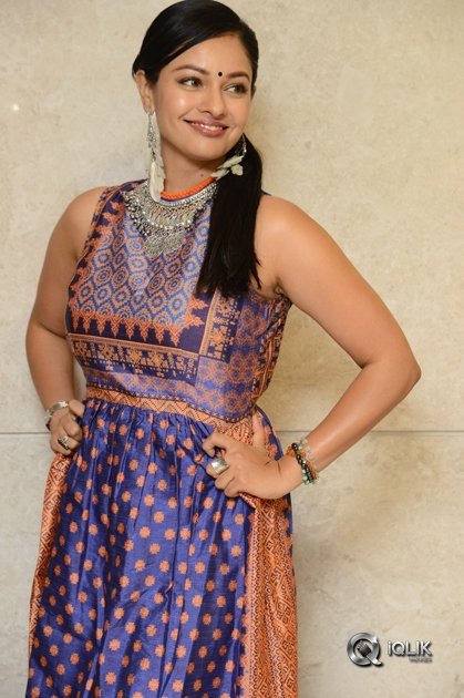 Pooja-Kumar-At-PSV-Garuda-Vega-Movie-Pre-Release-Function